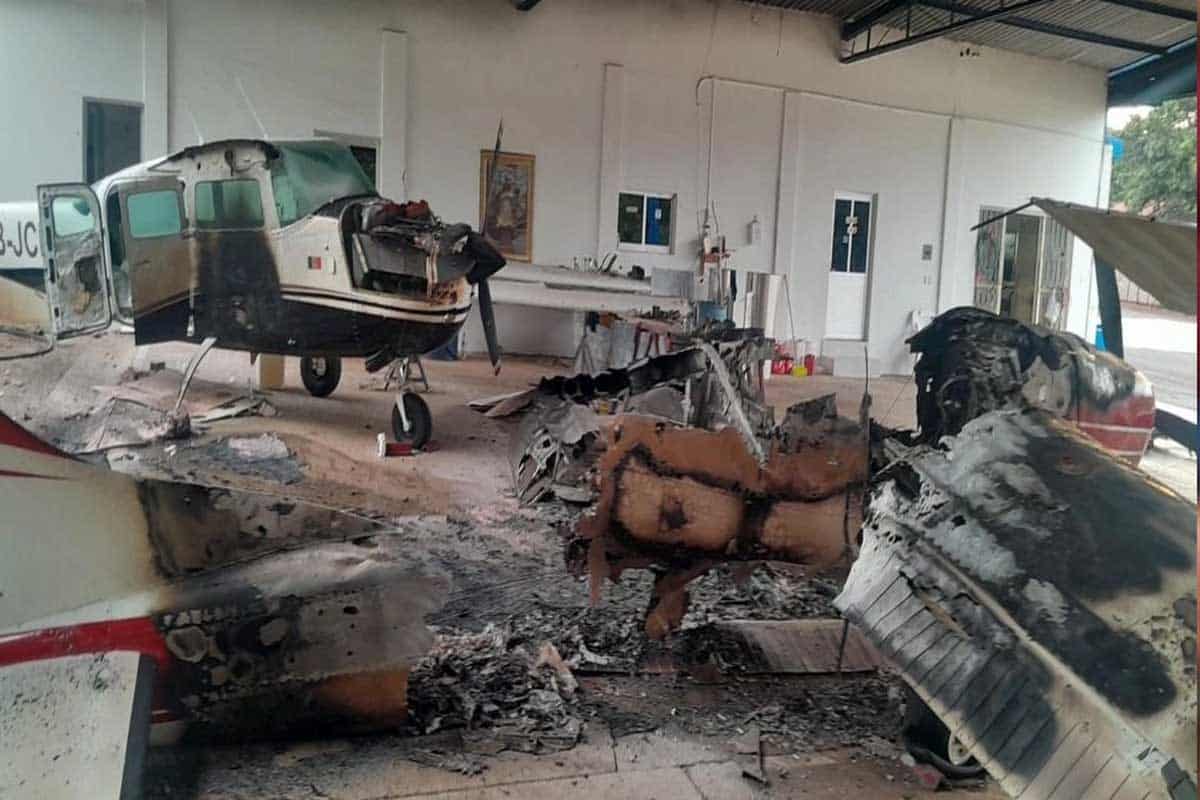Ataque con drones destruye avioneta en Tepalcatepec crece violencia aérea Ataque con drones destruye avioneta en Tepalcatepec; crece violencia aérea