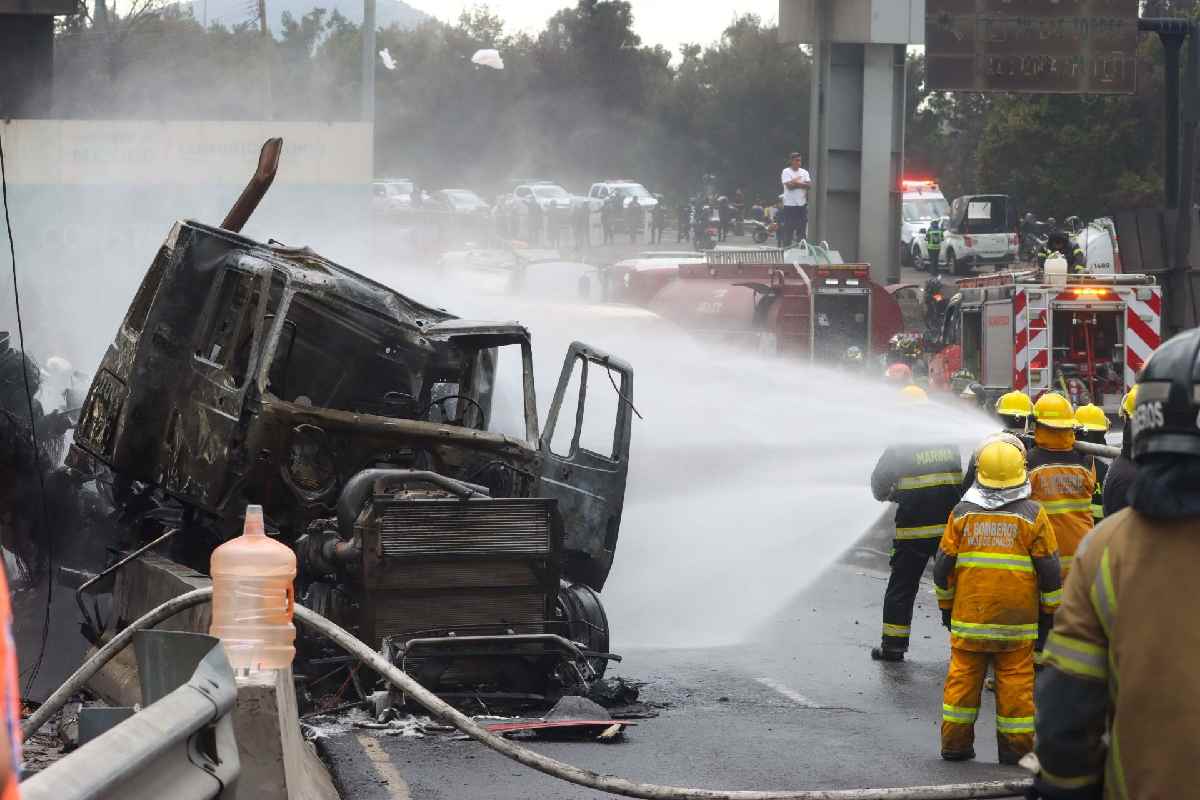 CDMX anuncia nuevo reglamento para pipas de gas tras explosión en Iztapalapa CDMX anuncia nuevo reglamento para pipas de gas tras explosión en Iztapalapa