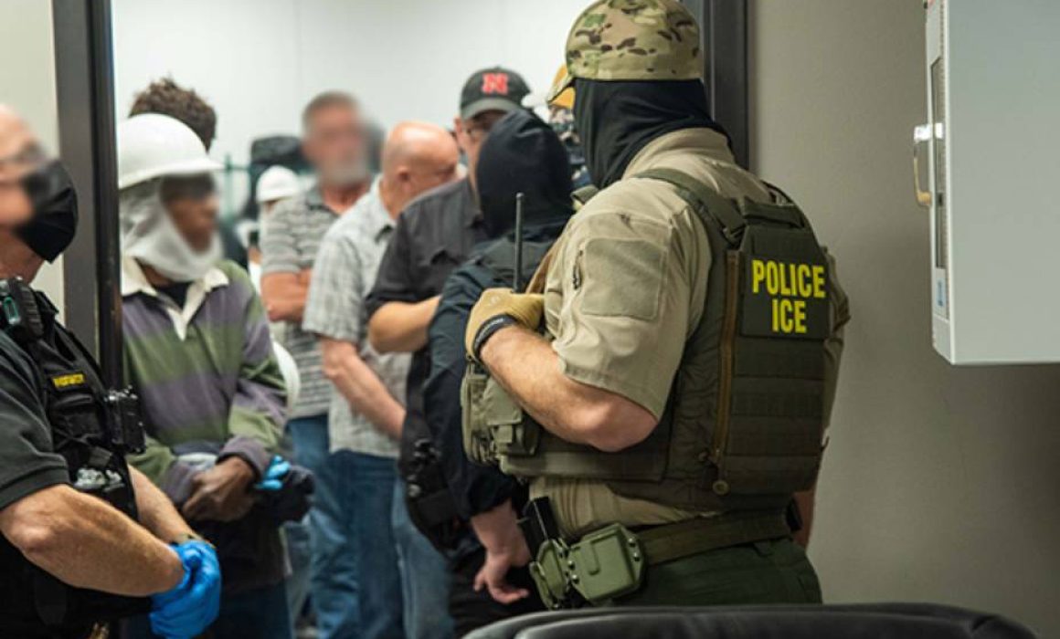 Caen arrestos del ICE pese a operativos masivos ordenados por Trump