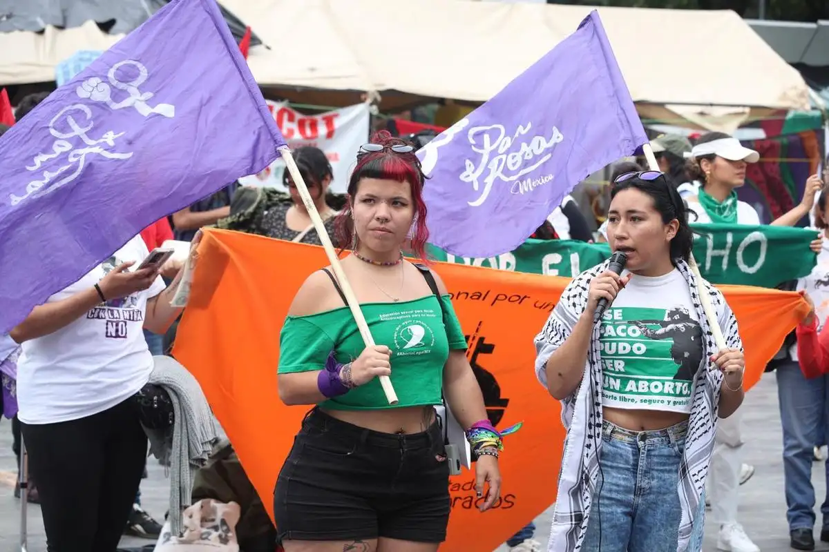 Colectivos feministas exigen aborto legal y fin a la penalización en CDMX Colectivos feministas exigen aborto legal y fin a la penalización en CDMX