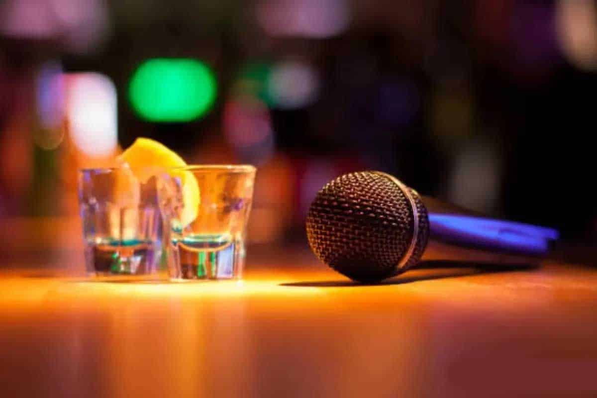 Comerciantes acusan cobros excesivos por música en bares y restaurantes