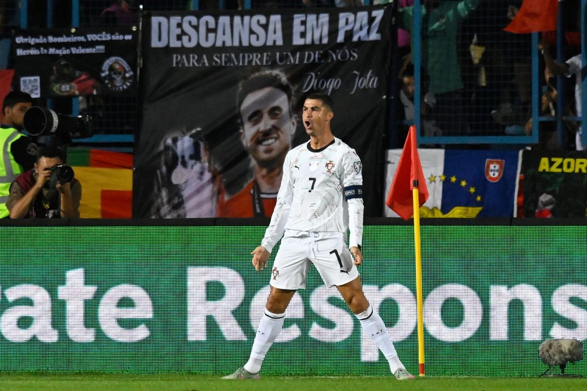 Cristiano Ronaldo marca doblete en la goleada de Portugal sobre Armenia