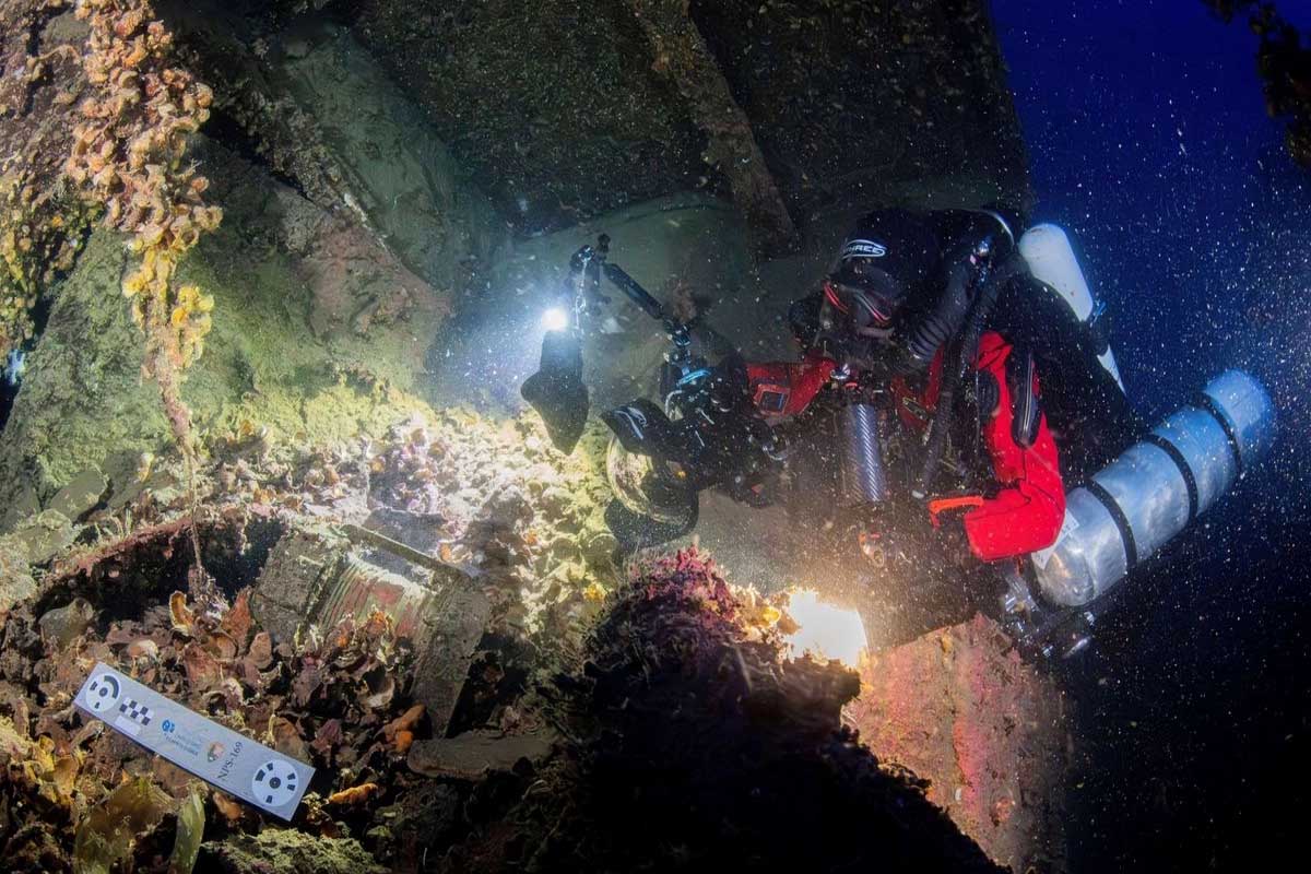 Grecia recupera objetos históricos del Britannic gemelo del Titanic Grecia recupera objetos históricos del Britannic, gemelo del Titanic