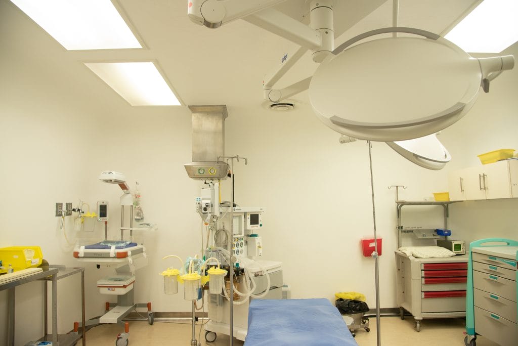 IMSS Querétaro extirpa tumor ovárico de 22.8 kg; paciente estable