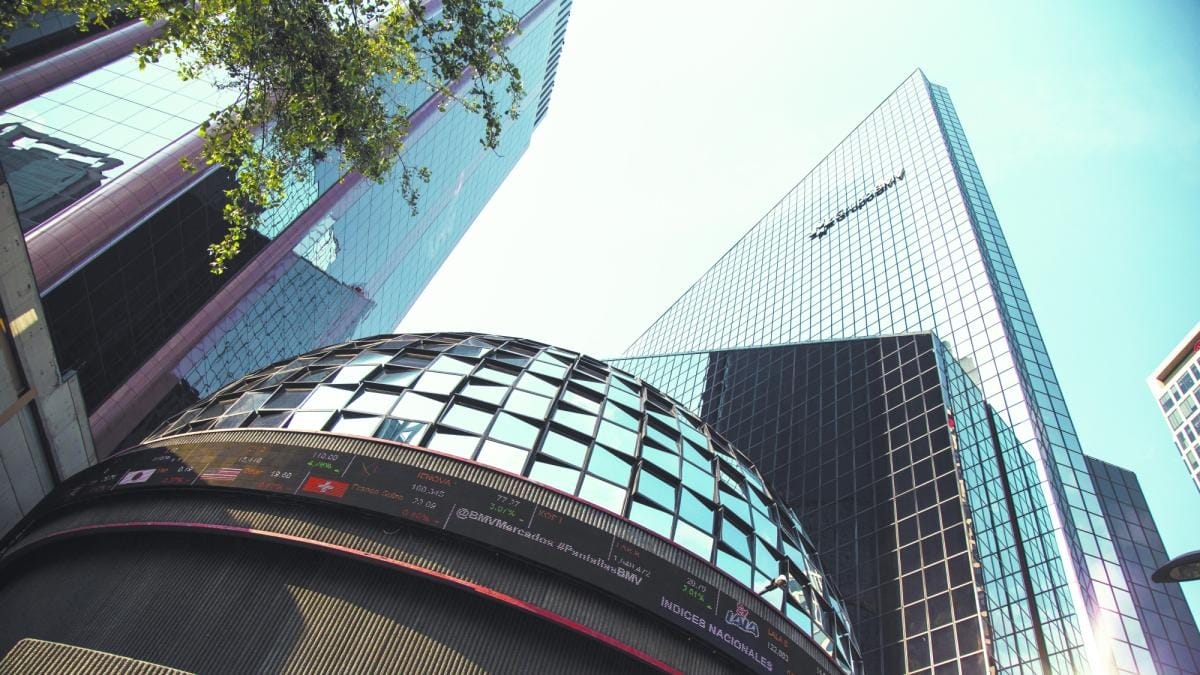 IPC de la BMV roza récord histórico: el peso y mercados responden