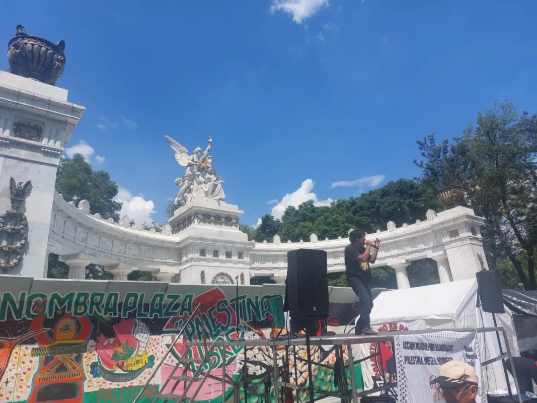 Manifestantes exigen garantizar seguridad de activistas mexicanos en flotilla hacia Gaza