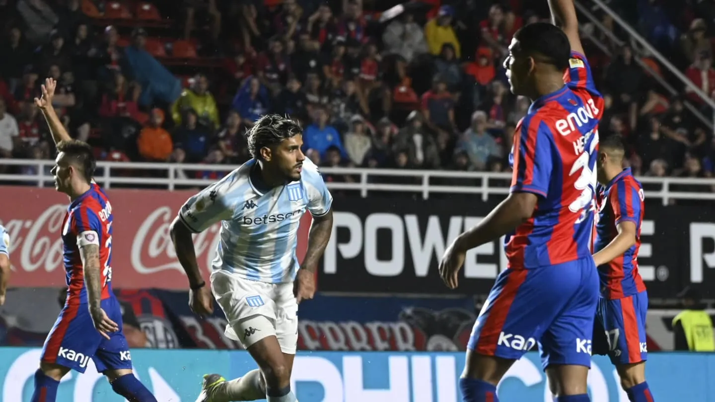 Racing venció 2-0 a San Lorenzo en la previa al cruce con Vélez por la Copa Libertadores