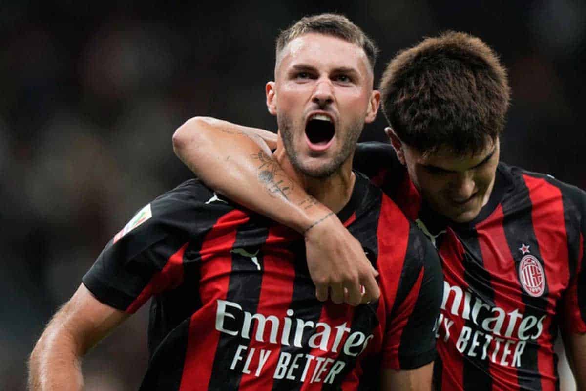 Santiago Giménez marca su primer gol de la temporada y Milan avanza en Copa