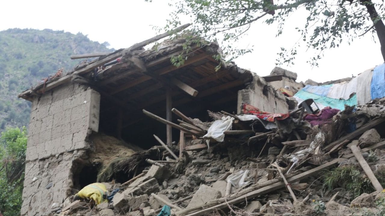 Terremoto en Afganistán deja más de 1.400 muertos y devastación masiva