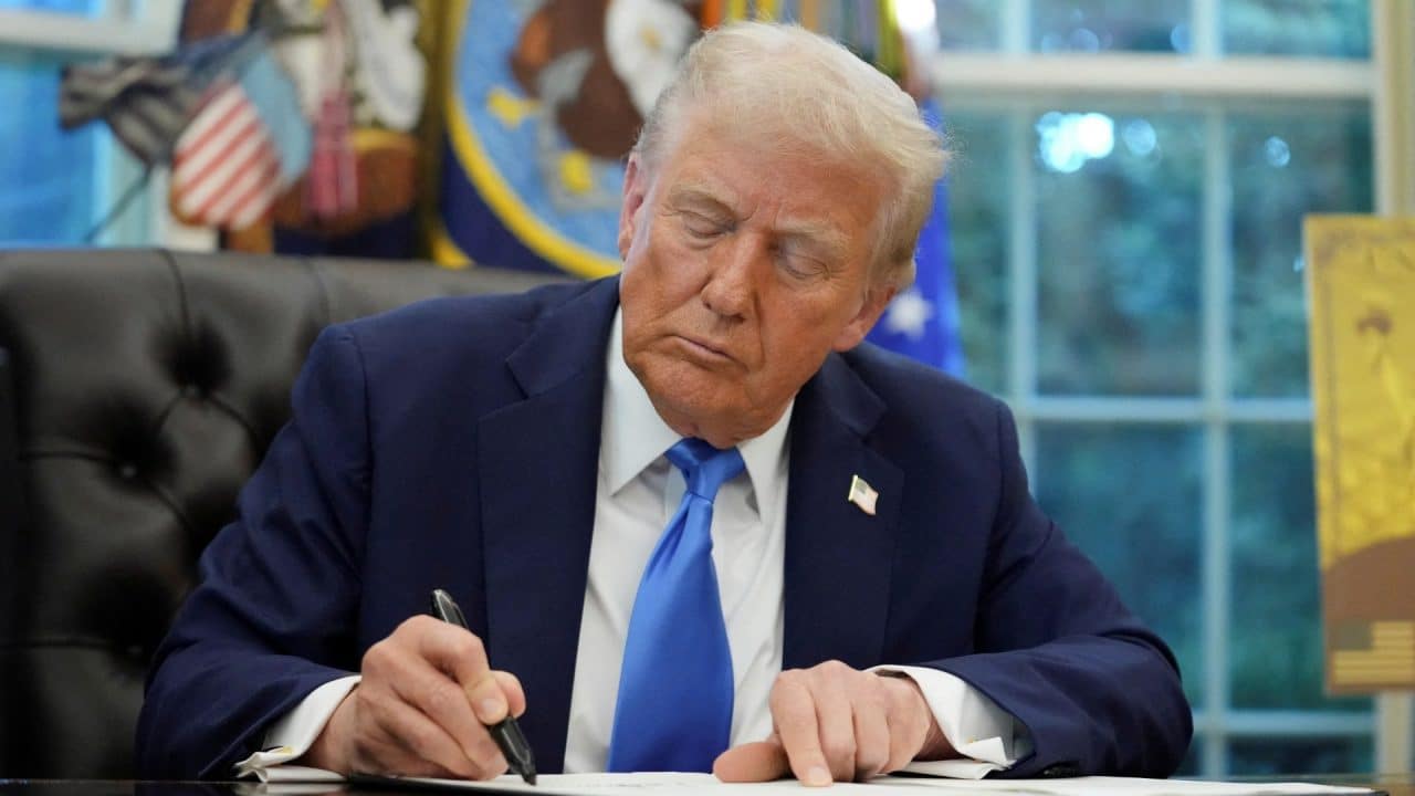 Trump amenaza con aranceles a muebles importados: México en alerta