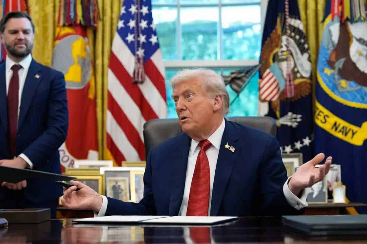 Trump anuncia aranceles de hasta 100% a productos farmacéuticos y muebles