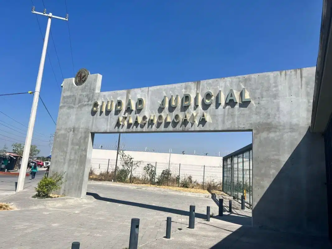 Vinculan a proceso a dos ex funcionarios por el secuestro de la chef Zahie Téllez