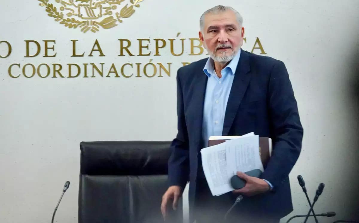 Adán Augusto defiende su lugar en Morena tras acusaciones fiscales: “No soy una carga” 