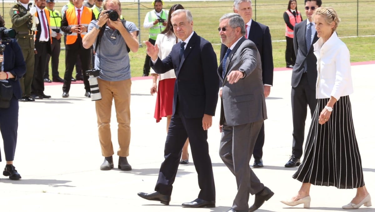 Canciller De la Fuente recibe a Mark Carney; primer ministro de Canadá en el AIFA