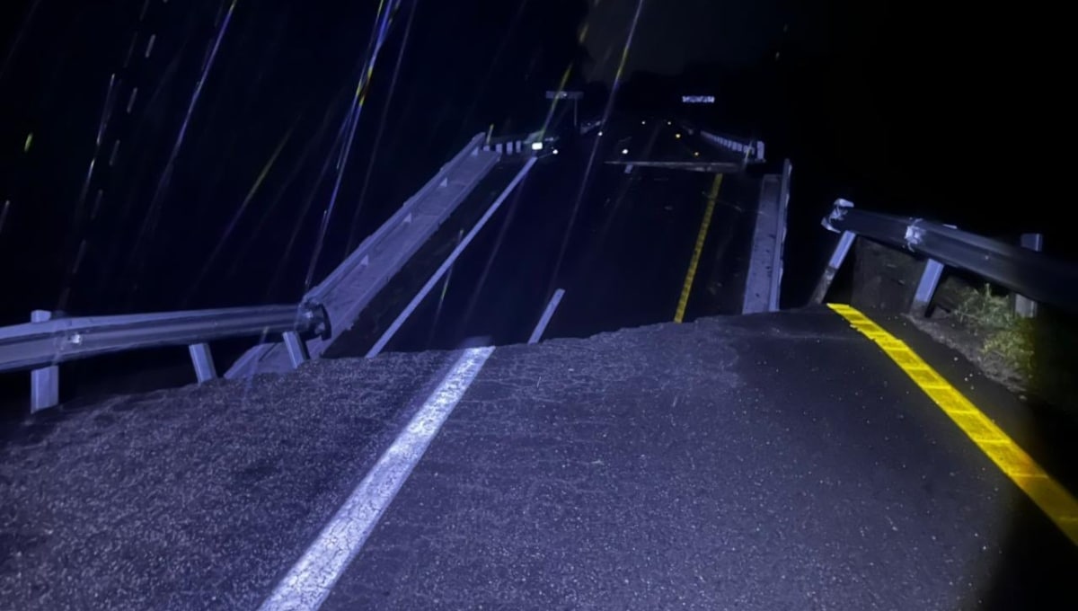 Fuertes lluvias en Chiapas dejan puente colapsado y poblados aislados