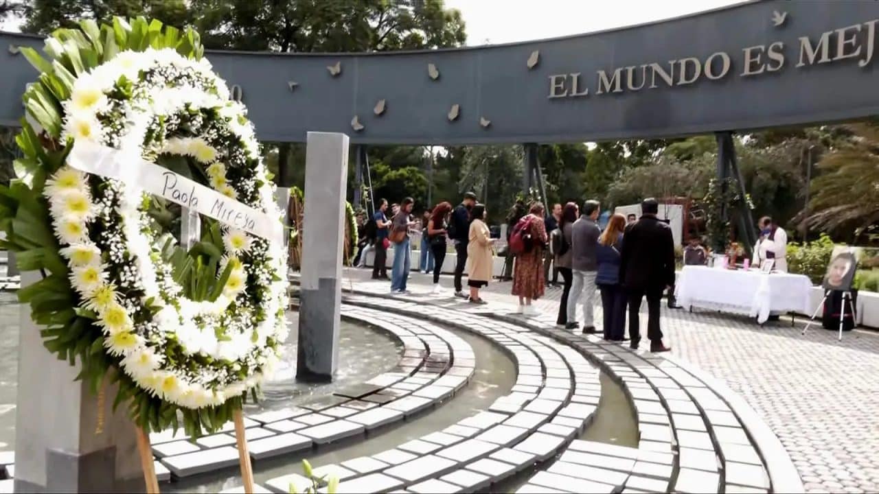 Misa en el memorial del Colegio Rébsamen honra a víctimas del 19 de septiembre 