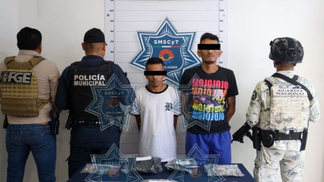 Capturan a dos hombres en Cancún por presunto tráfico de drogas en operativo