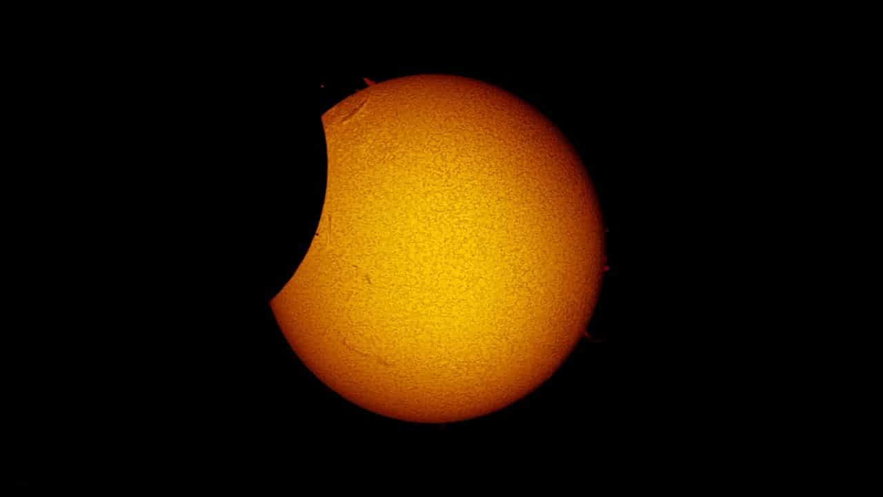 Último eclipse solar de 2025: lo que debes saber del fenómeno