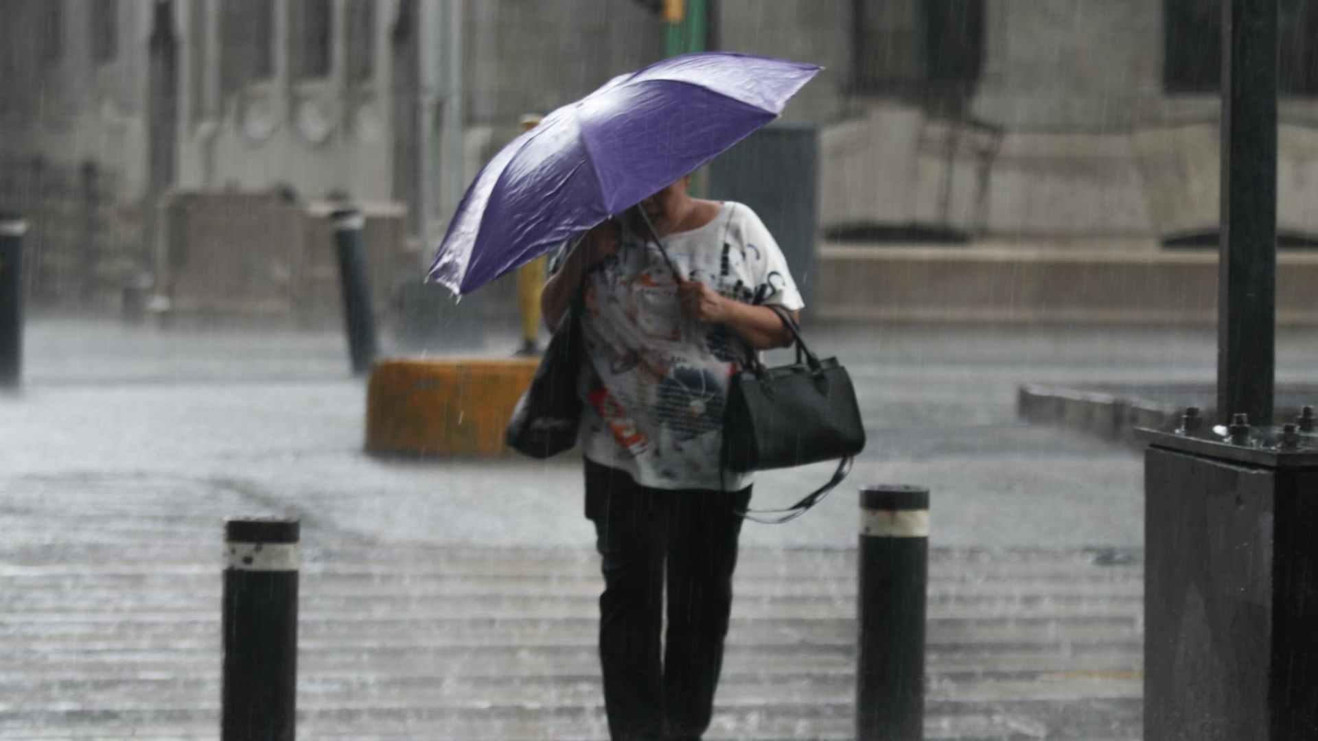Alertan por Gabrielle y Narda: fuertes lluvias hoy en estos estados de México