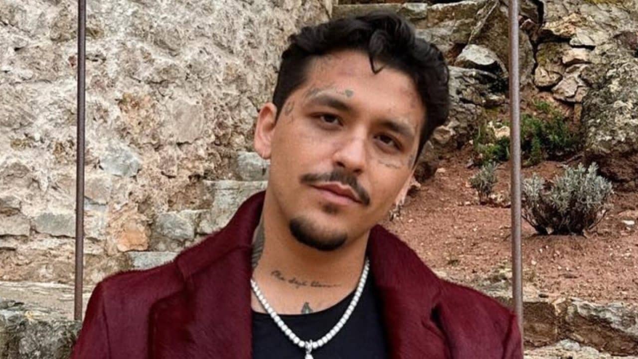 Christian Nodal revela su lucha contra la ansiedad: “llevo más de dos años en terapia”