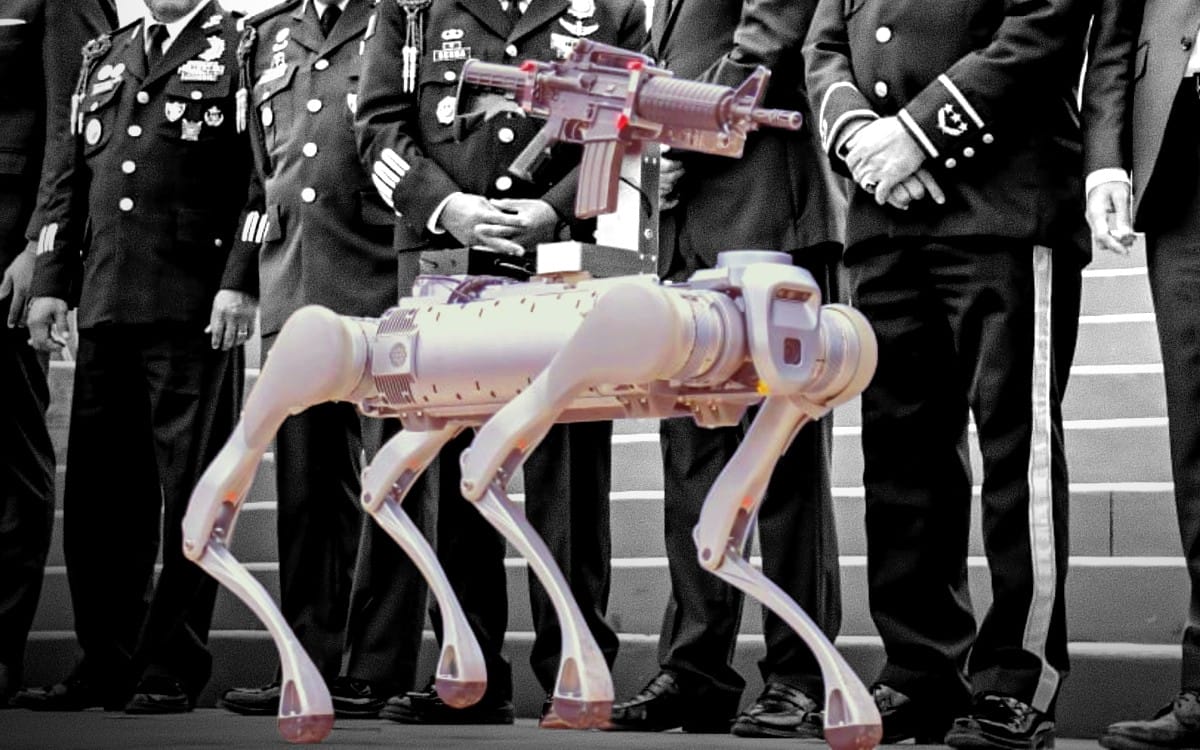 Zacatecas presenta “perro robot” armado para reforzar seguridad pública