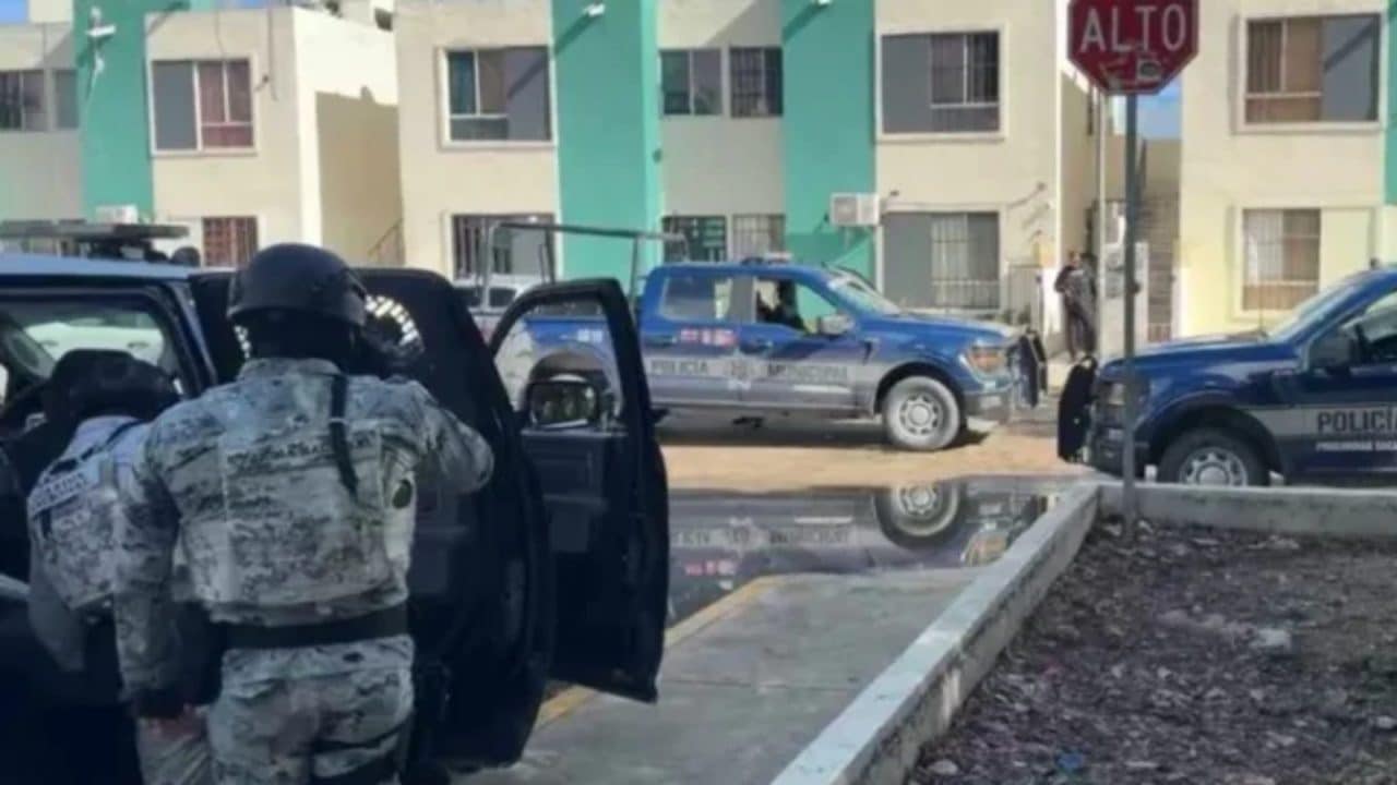 Operativo en Villas Lakin rescata a dos víctimas de privación de libertad en Cancún