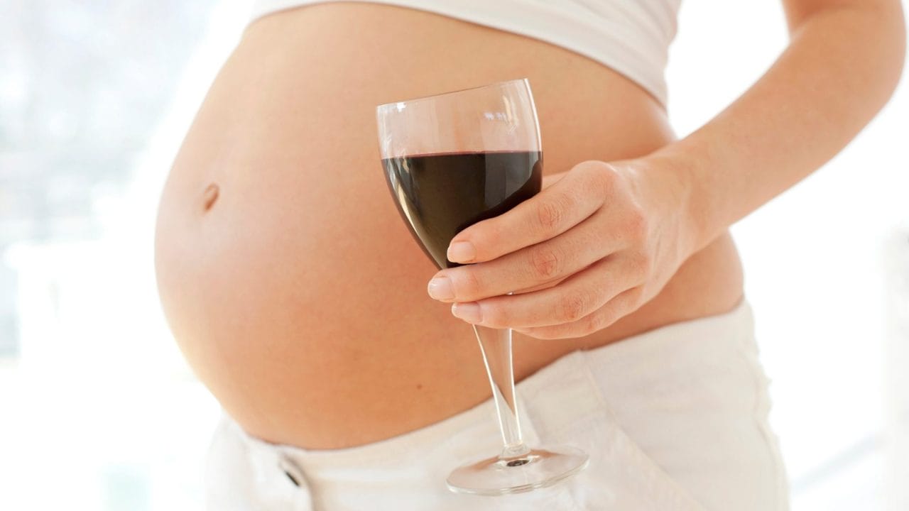 Síndrome Fetal Alcohólico; el riesgo invisible del alcohol en el embarazo