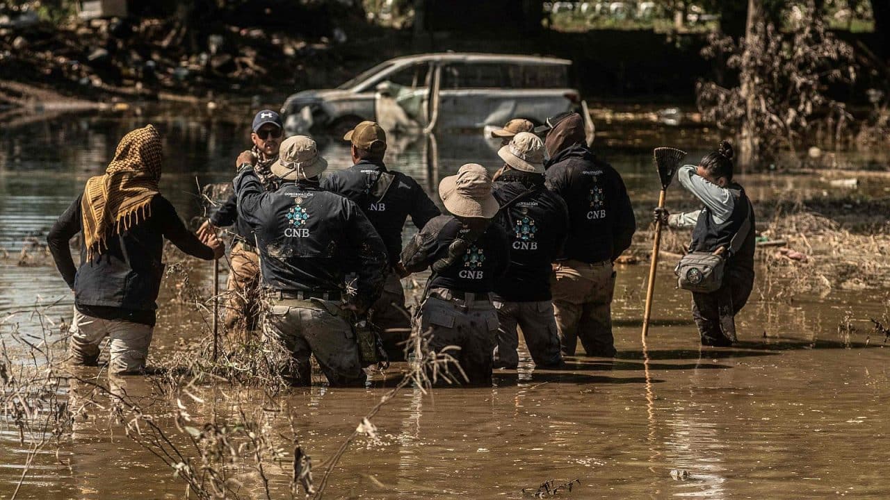 Aumenta a 78 el número de muertos por lluvias e inundaciones en México Aumenta a 78 el número de muertos por lluvias e inundaciones en México