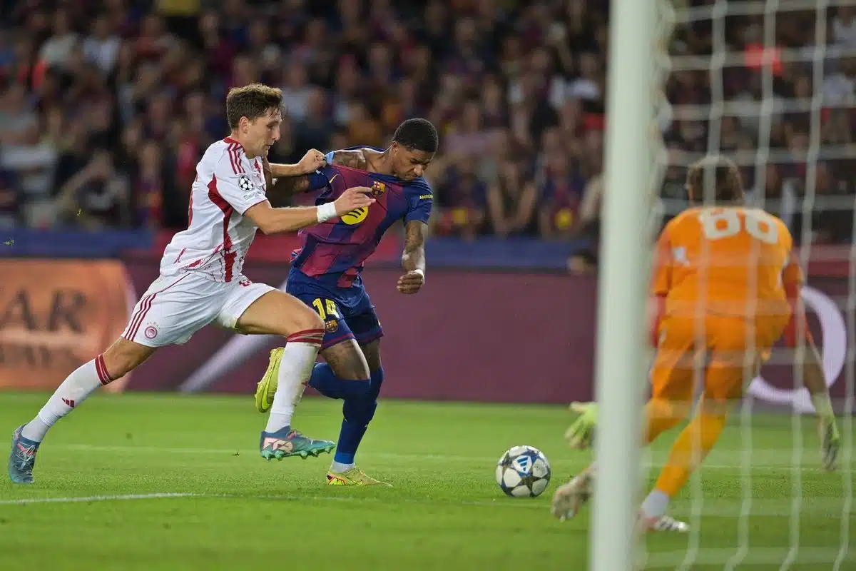 Barcelona golea 6-1 al Olympiakos en Champions, con triplete de Fermín