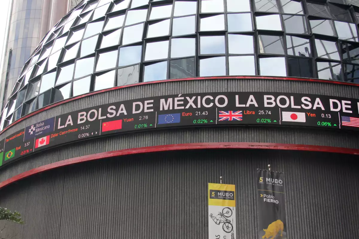 Bolsa Mexicana regresa el lunes a su horario habitual de operaciones