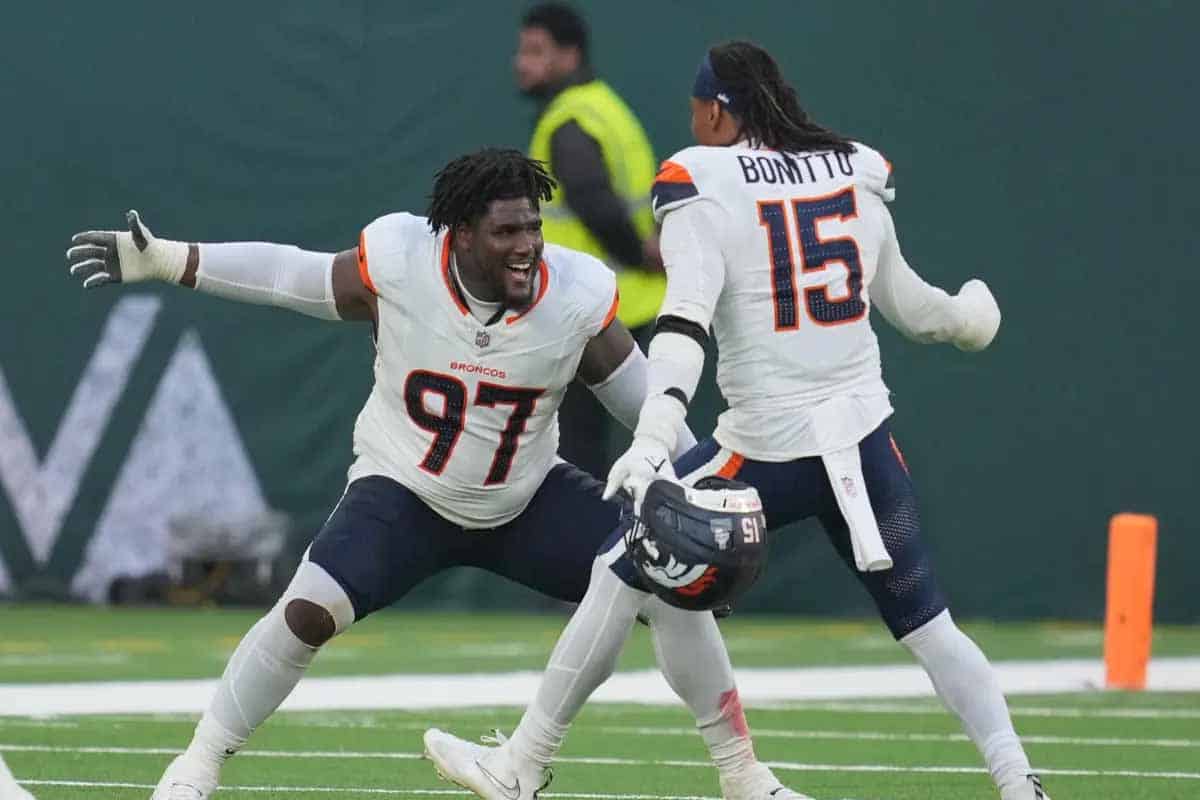 Broncos de Denver vencen 13-11 a Jets en Londres con defensa dominante