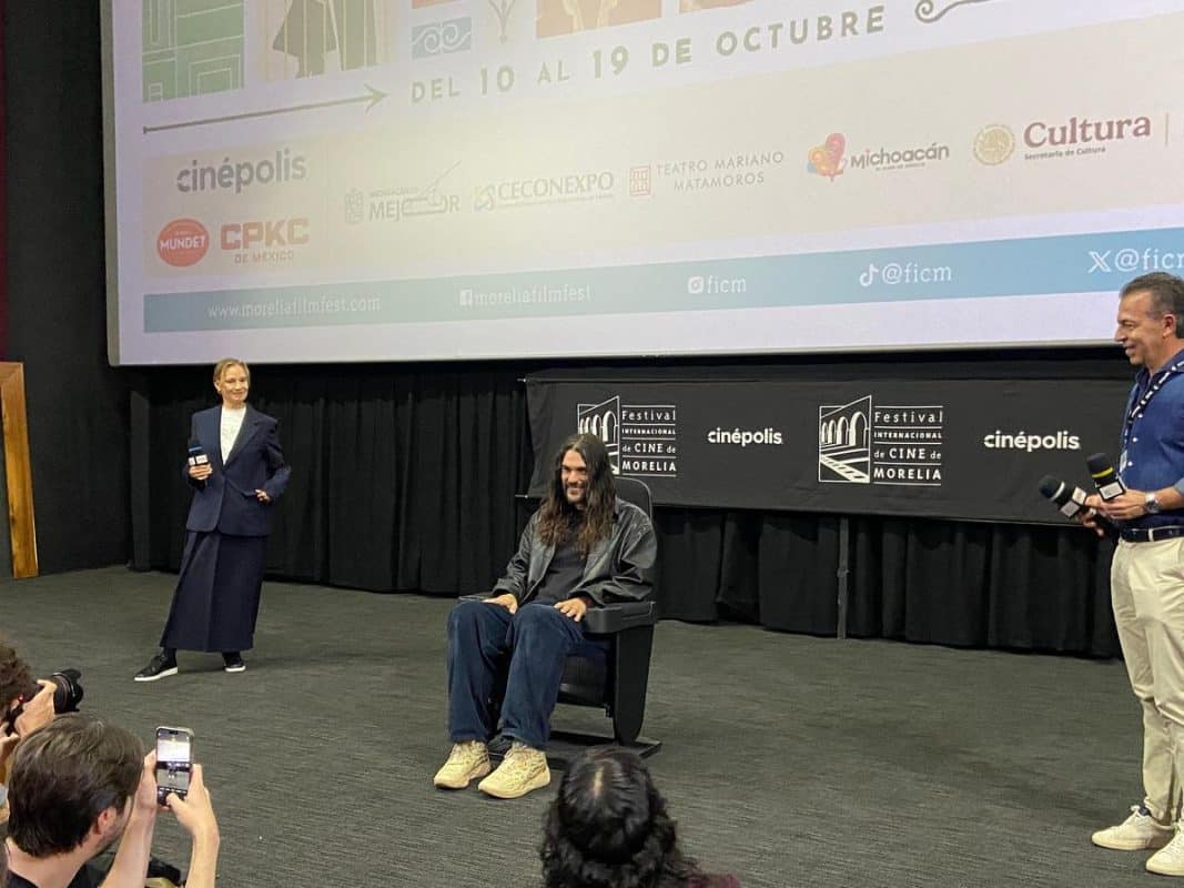 Óliver Laxe devela su butaca en Morelia durante el FICM 2025