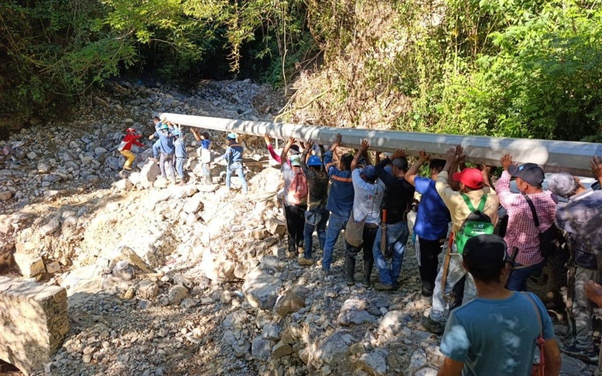 CFE restablece al 100% la electricidad tras lluvias e inundaciones CFE restablece al 100% la electricidad tras lluvias e inundaciones
