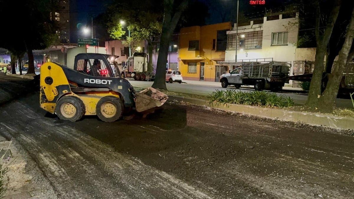 Caos vial en Circuito Interior: trailers varados por obras en Constituyentes