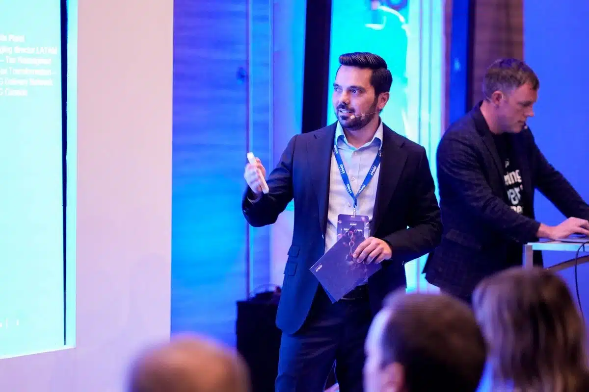 Confianza de directivos globales en la economía cae por volatilidad: KPMG