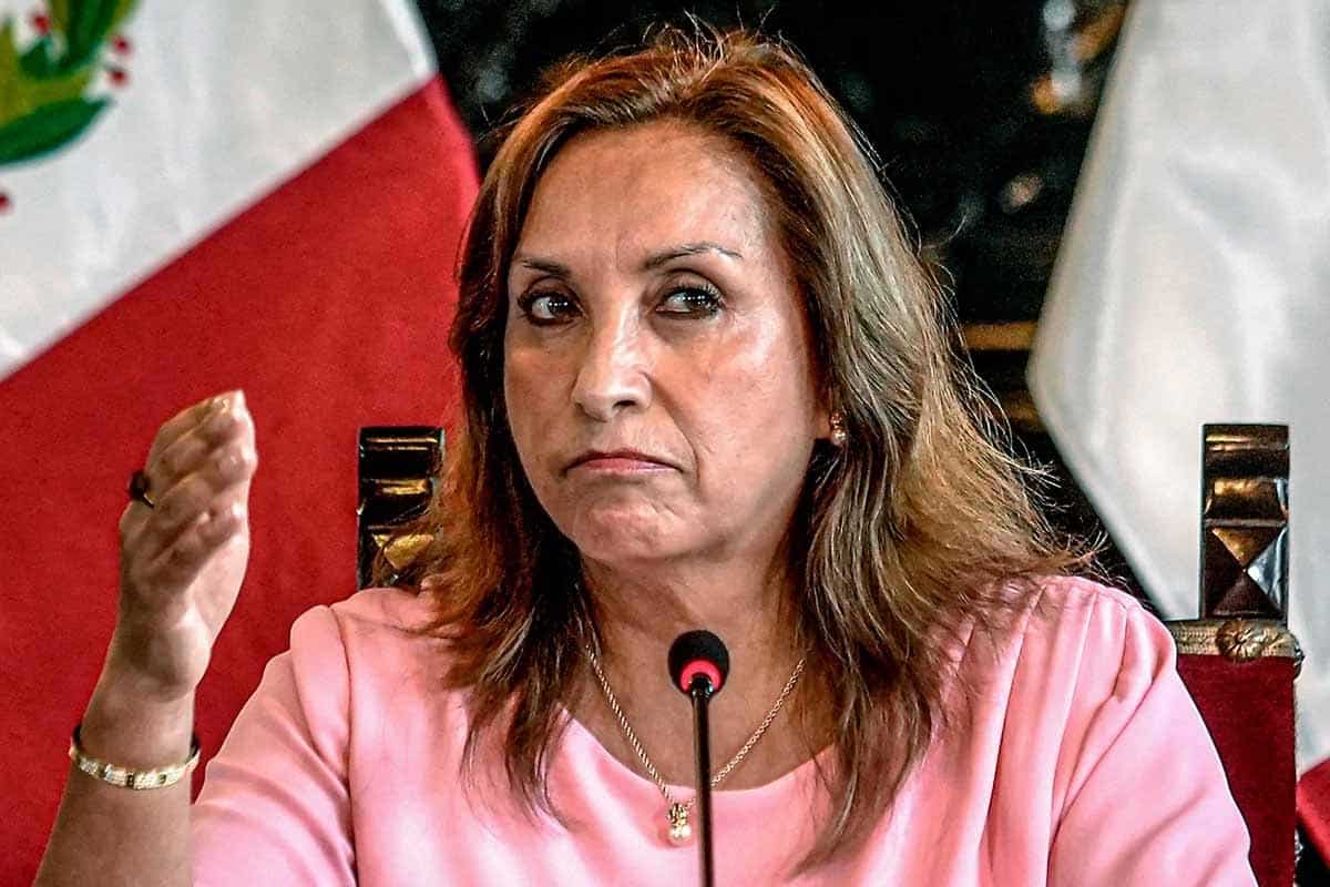 Congreso de Perú destituye a Dina Boluarte tras moción de vacancia aprobada