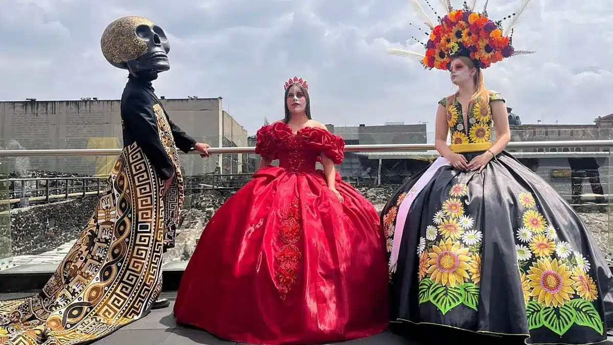 Día de Muertos 2025_ fechas y detalles del Festival de Ofrendas y Catrinas en el Centro Histórico de CDMX Día de Muertos 2025: fechas y detalles del Festival de Ofrendas y Catrinas en el Centro Histórico de CDMX
