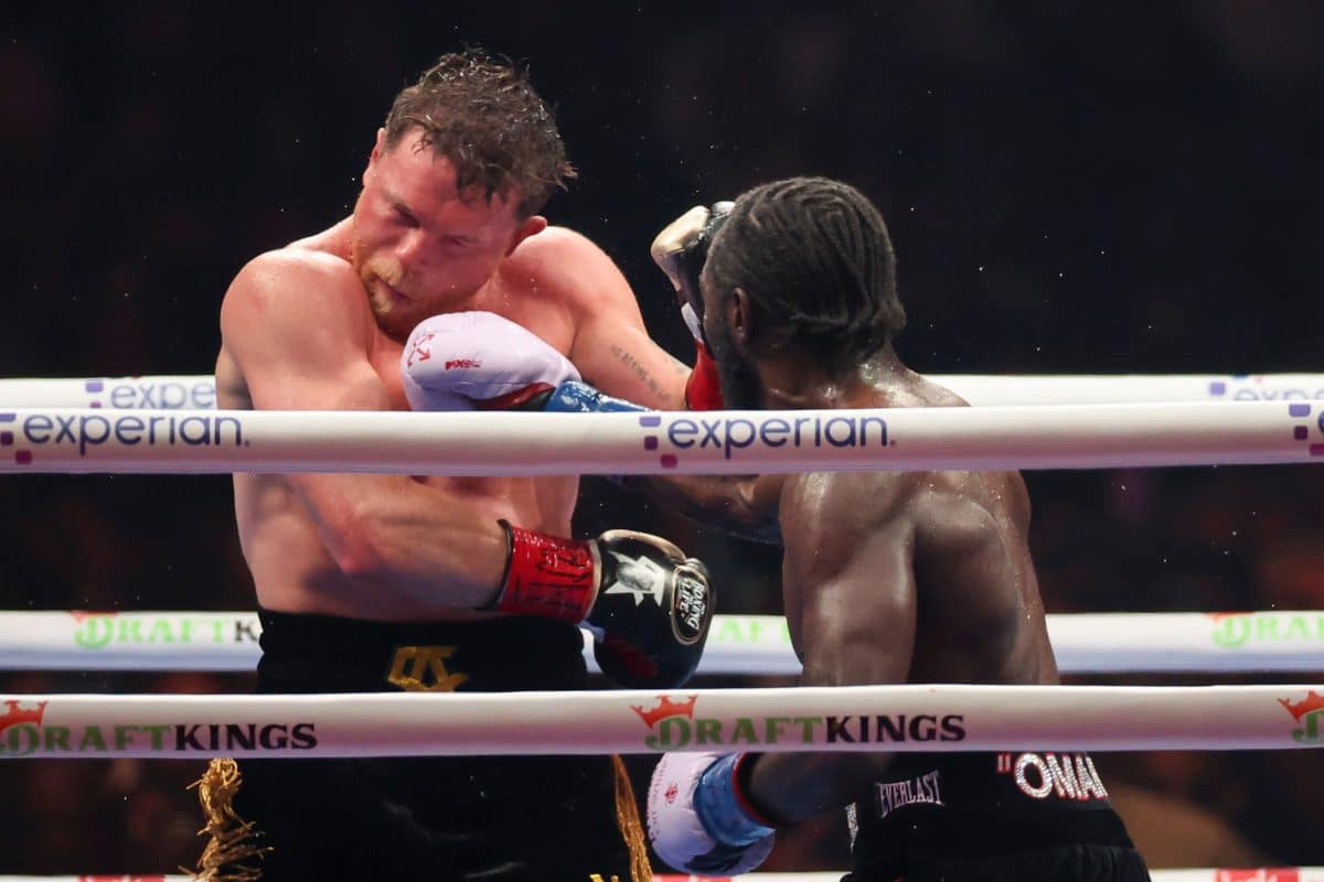 David Benavidez revela la clave de Crawford para vencer a Canelo Álvarez