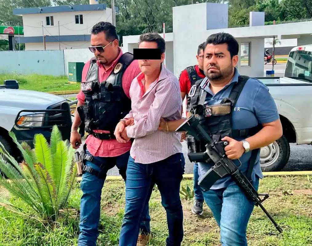 Detienen a ex líder del PRD en Veracruz por amenazas y tentativa de homicidio