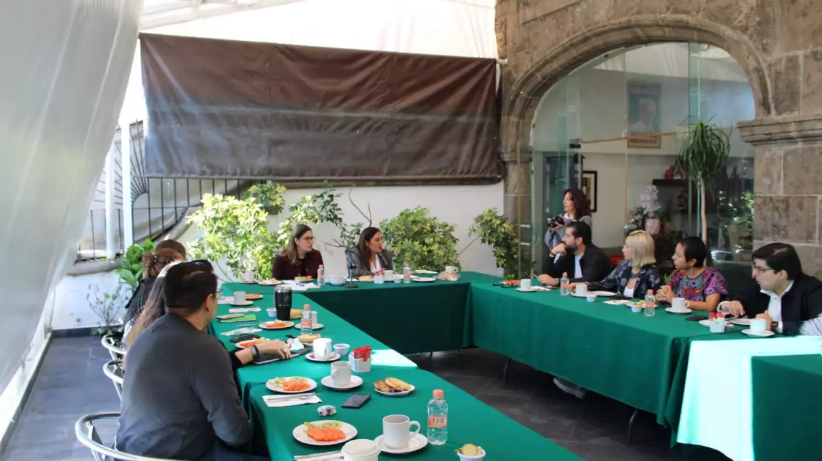 Diputados marcan la ruta para la creación del Sistema de Cuidados en CDMX Diputados marcan la ruta para la creación del Sistema de Cuidados en CDMX