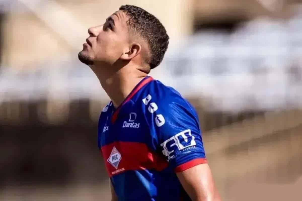 Fútbol brasileño de luto: muere Antony Ylano en trágico accidente