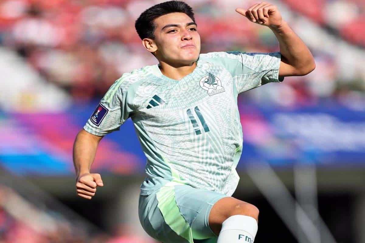 Gilberto Mora salva a México con doblete en empate 2-2 ante España