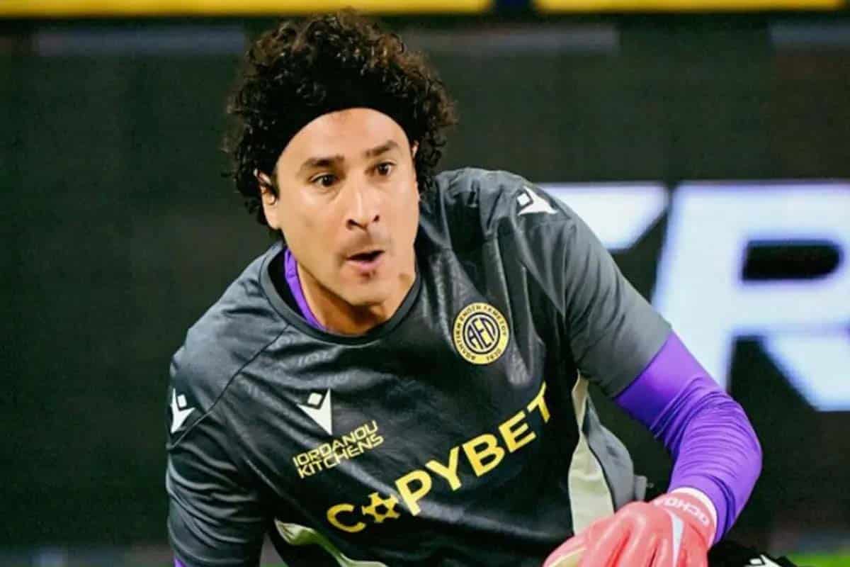 Guillermo Ochoa sufre goleada 0-4 y aumenta crisis defensiva del AEL Limassol