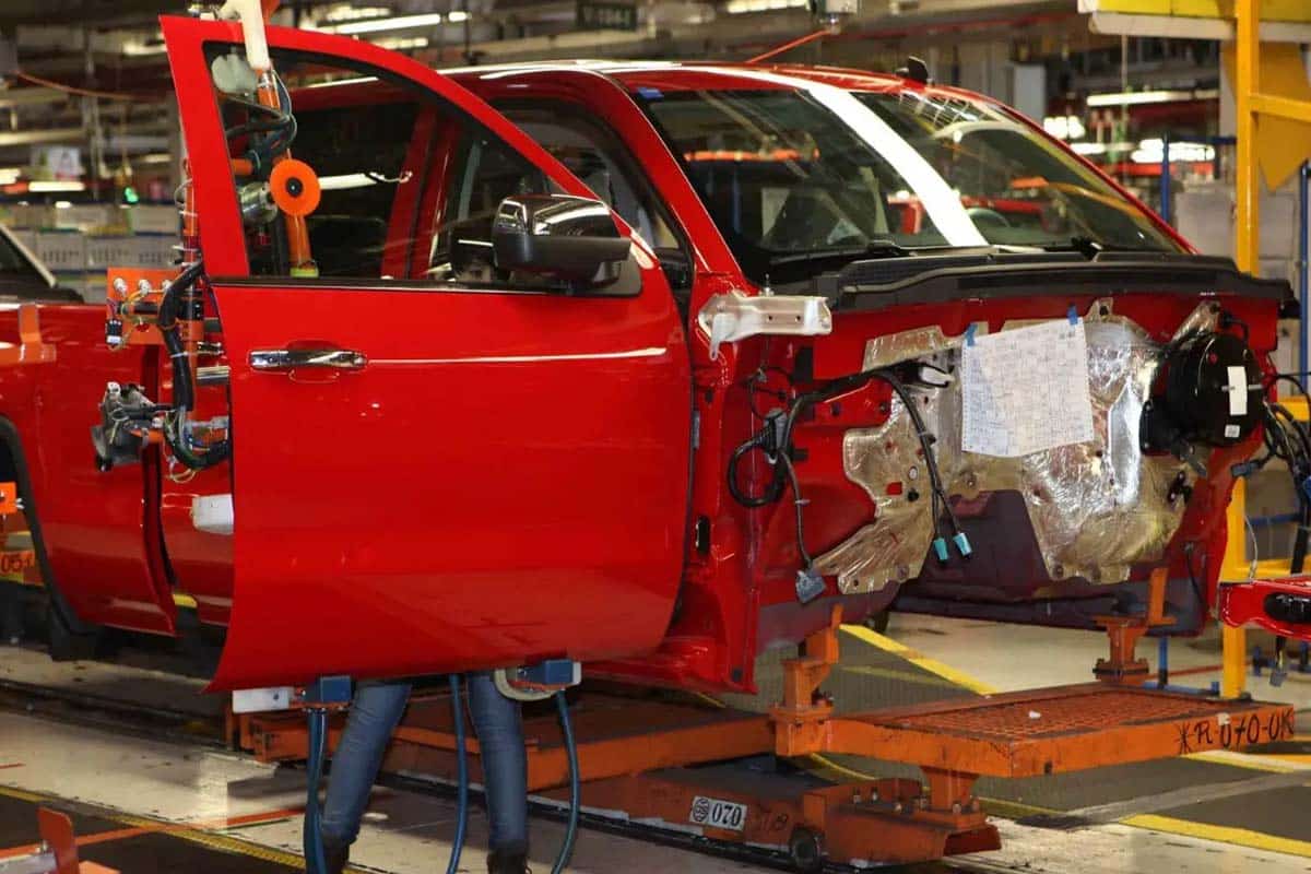 Industria automotriz mexicana busca renegociar T-MEC y proteger libre comercio