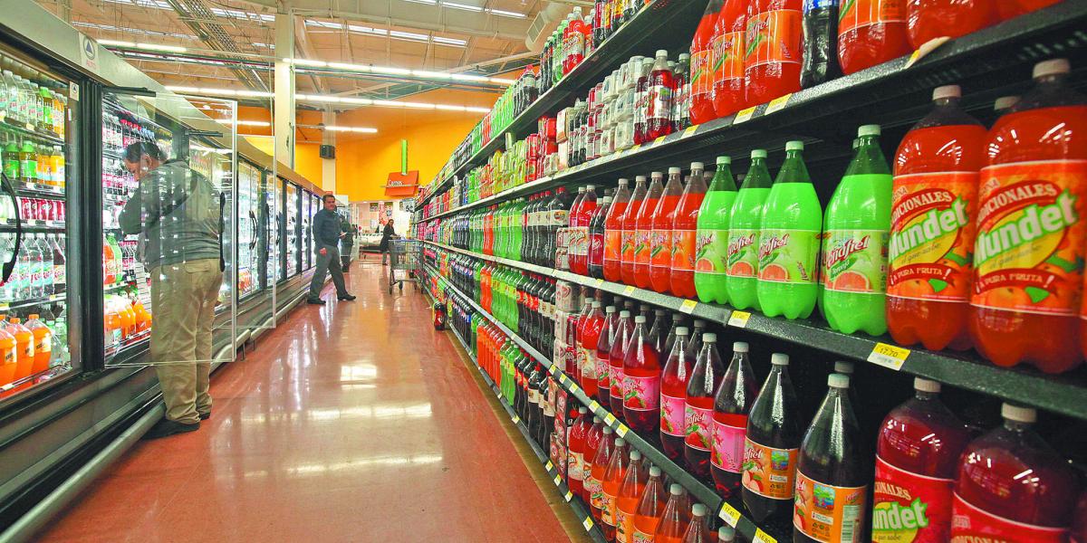 Jonathan Heath advierte que el alza al impuesto a refrescos y cigarros podría acelerar la inflación en 2026