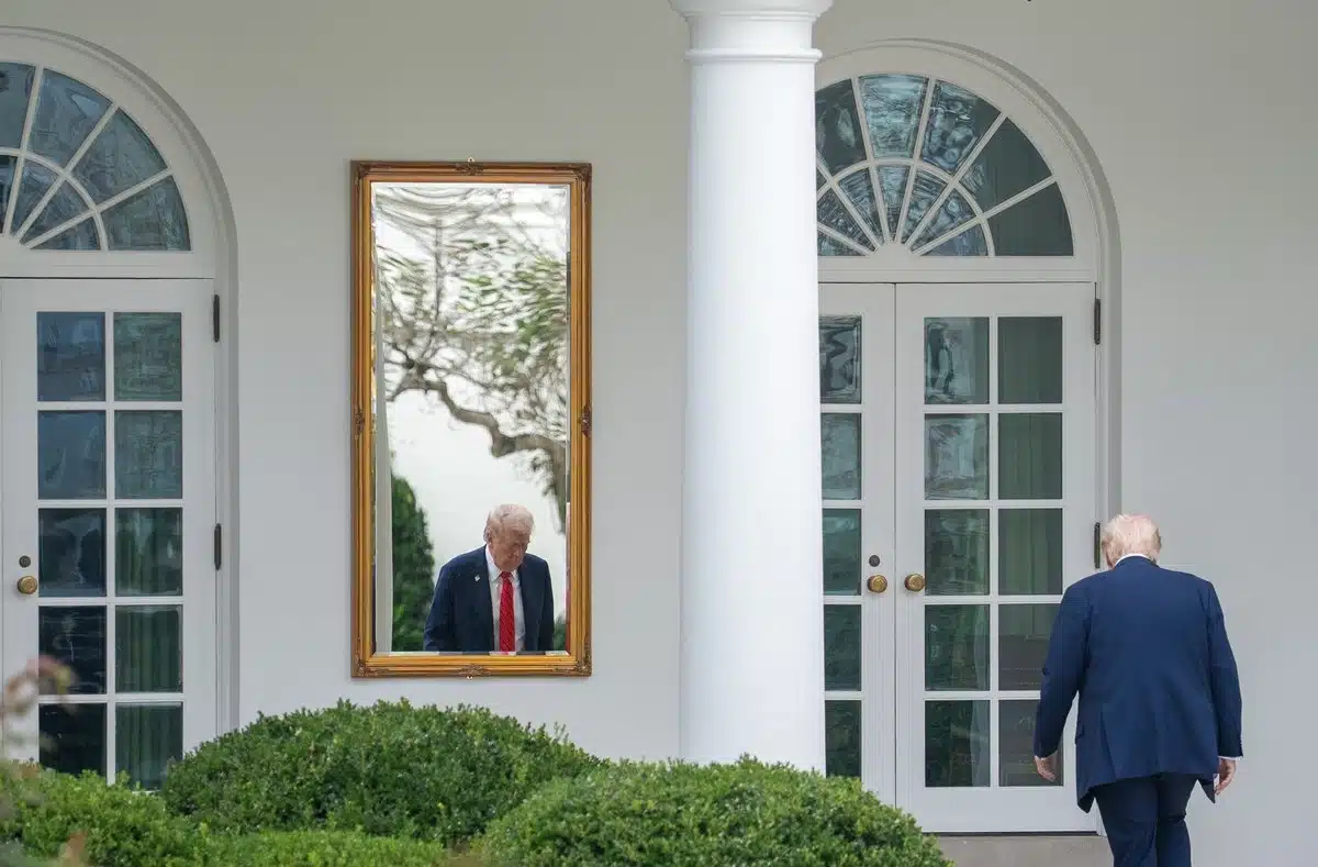 La Casa Blanca prevé 10 mil despidos en EU; jueza prohíbe hacerlo durante cierre del gobierno