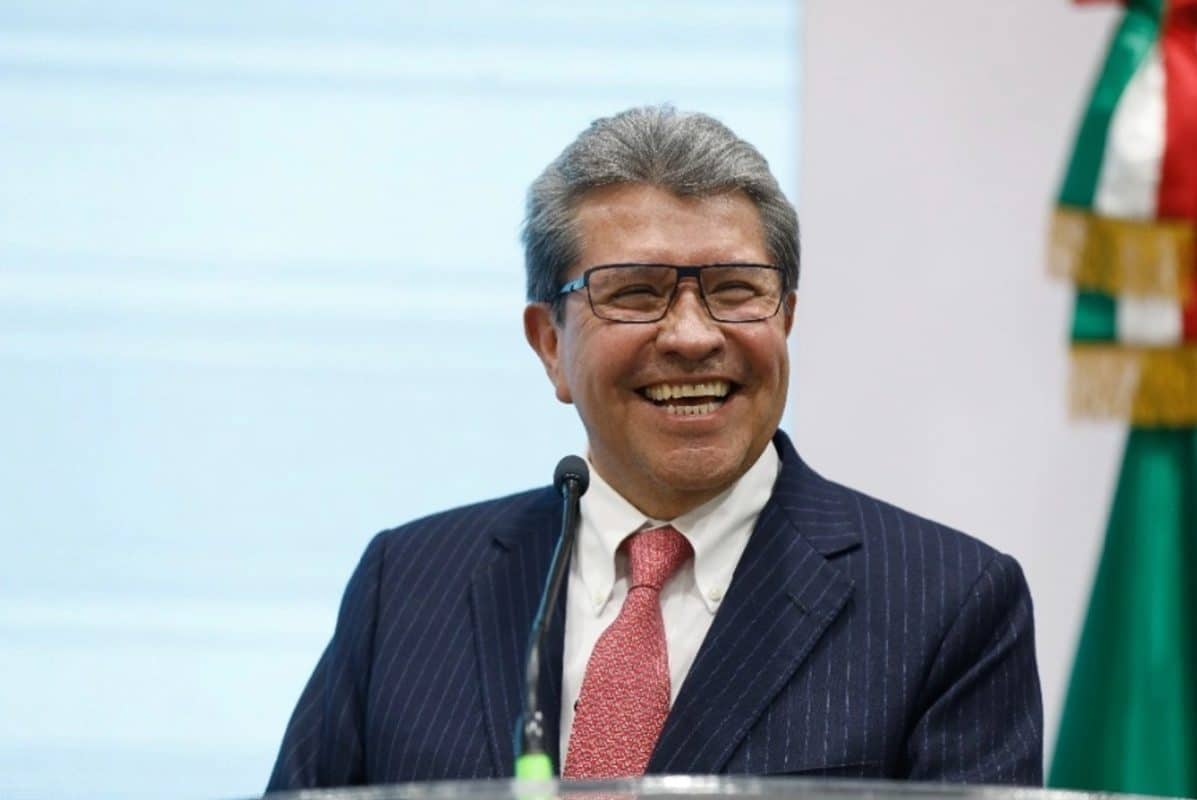 Ley de amparo: Monreal prevé modificación de retroactividad en días próximos