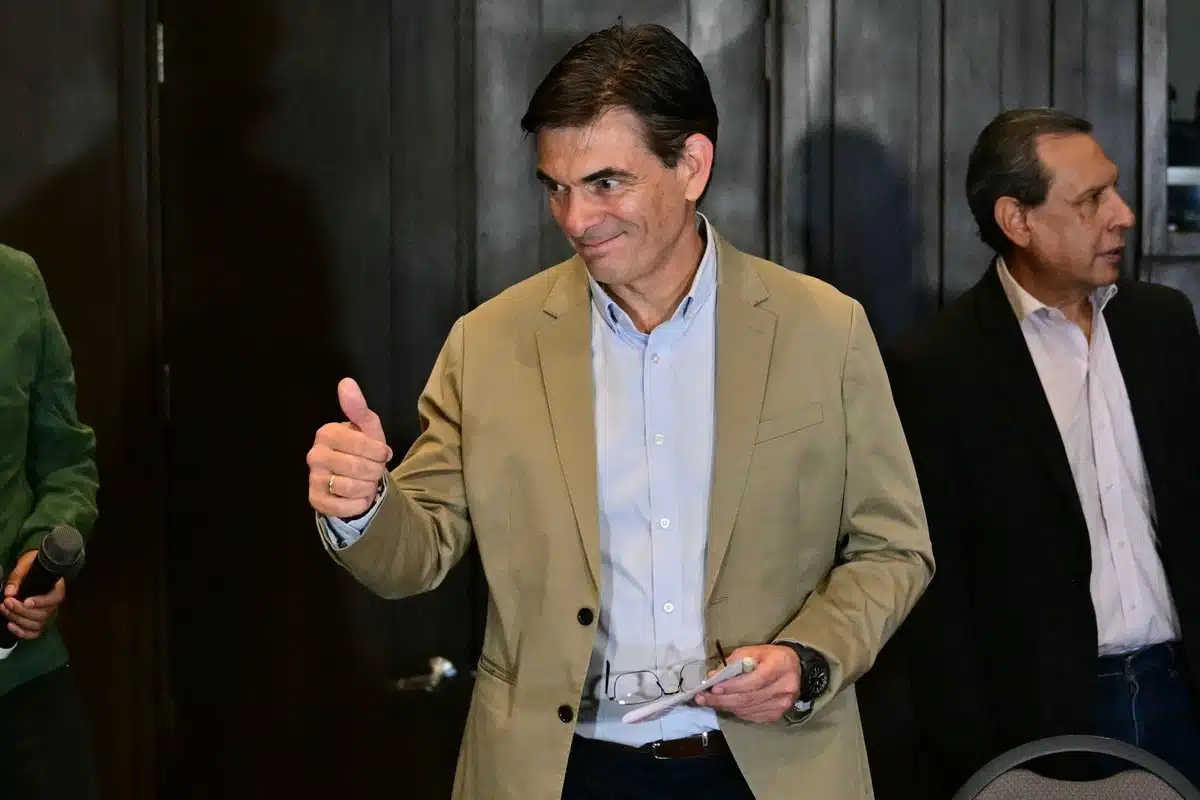 Presidente electo de Bolivia anuncia que retomará relaciones con Estados Unidos tras 16 años de ruptura Presidente electo de Bolivia anuncia que retomará relaciones con Estados Unidos tras 16 años de ruptura