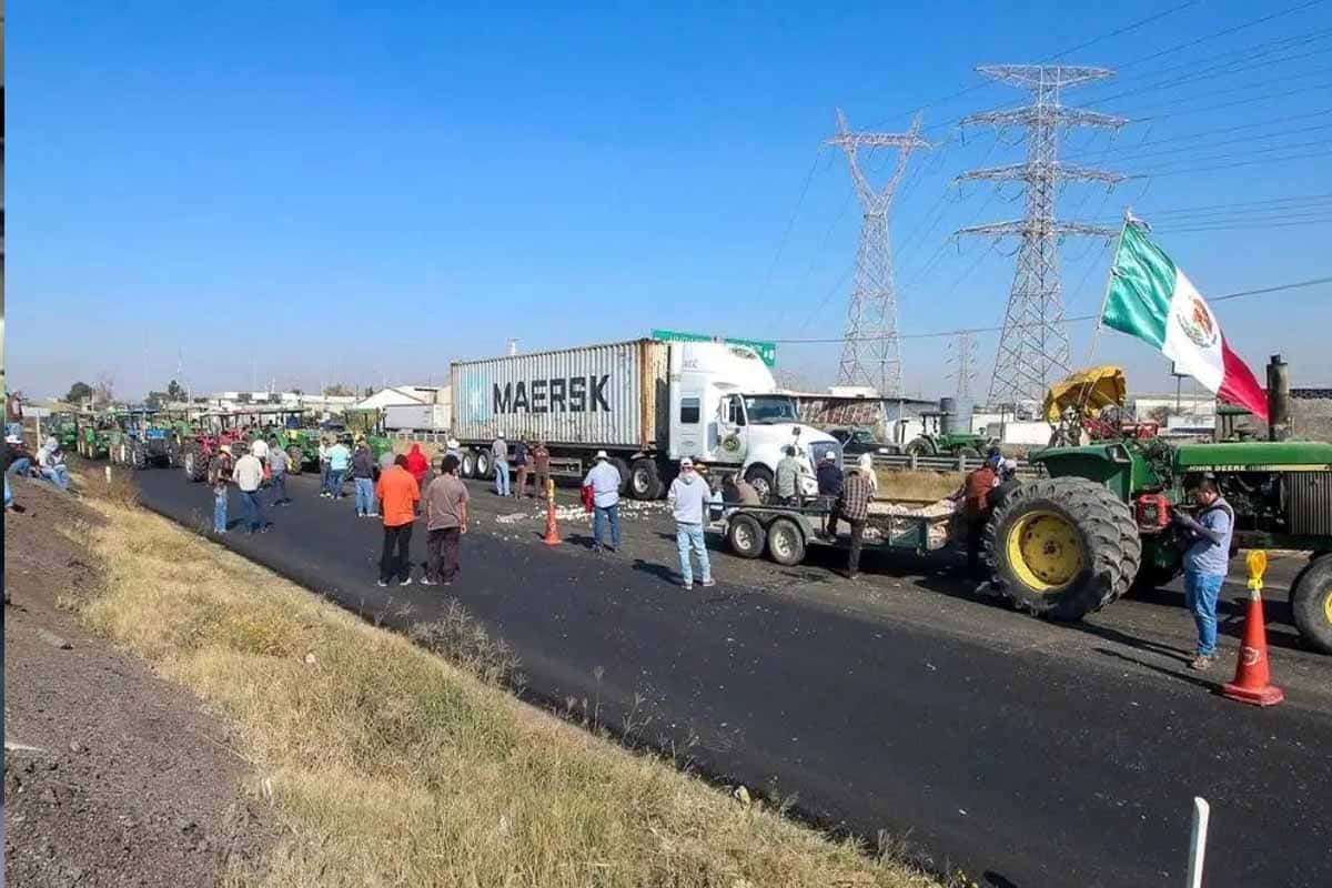 Productores de maíz exigen al gobierno solución inmediata para el campo