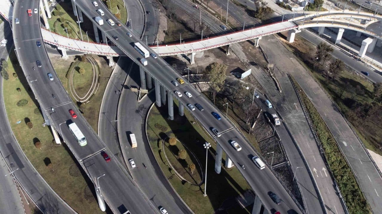 Reparan grieta en Puente de la Concordia; Iztapalapa sigue cerrada
